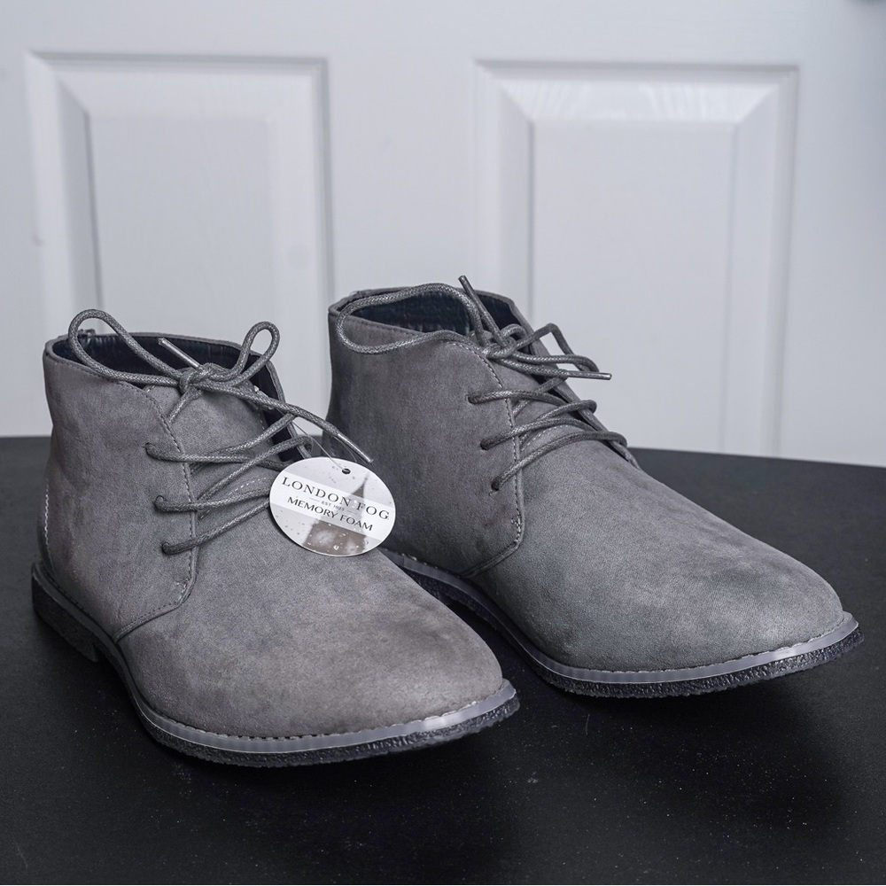 London Fog Grey Suede Boots Chukka Ankle NWT Men's size 10 Lace Up